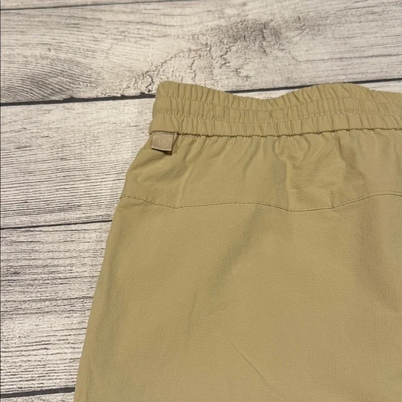 🍋Men’s Lululemon Bowline Short 8” Size XL trench M7ARQS🍋